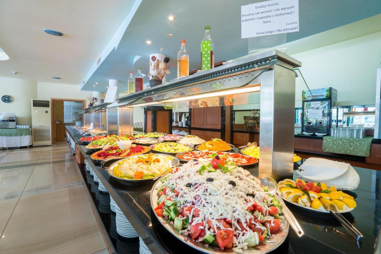 Perla Plaza Hotel Primorsko Bagian luar foto