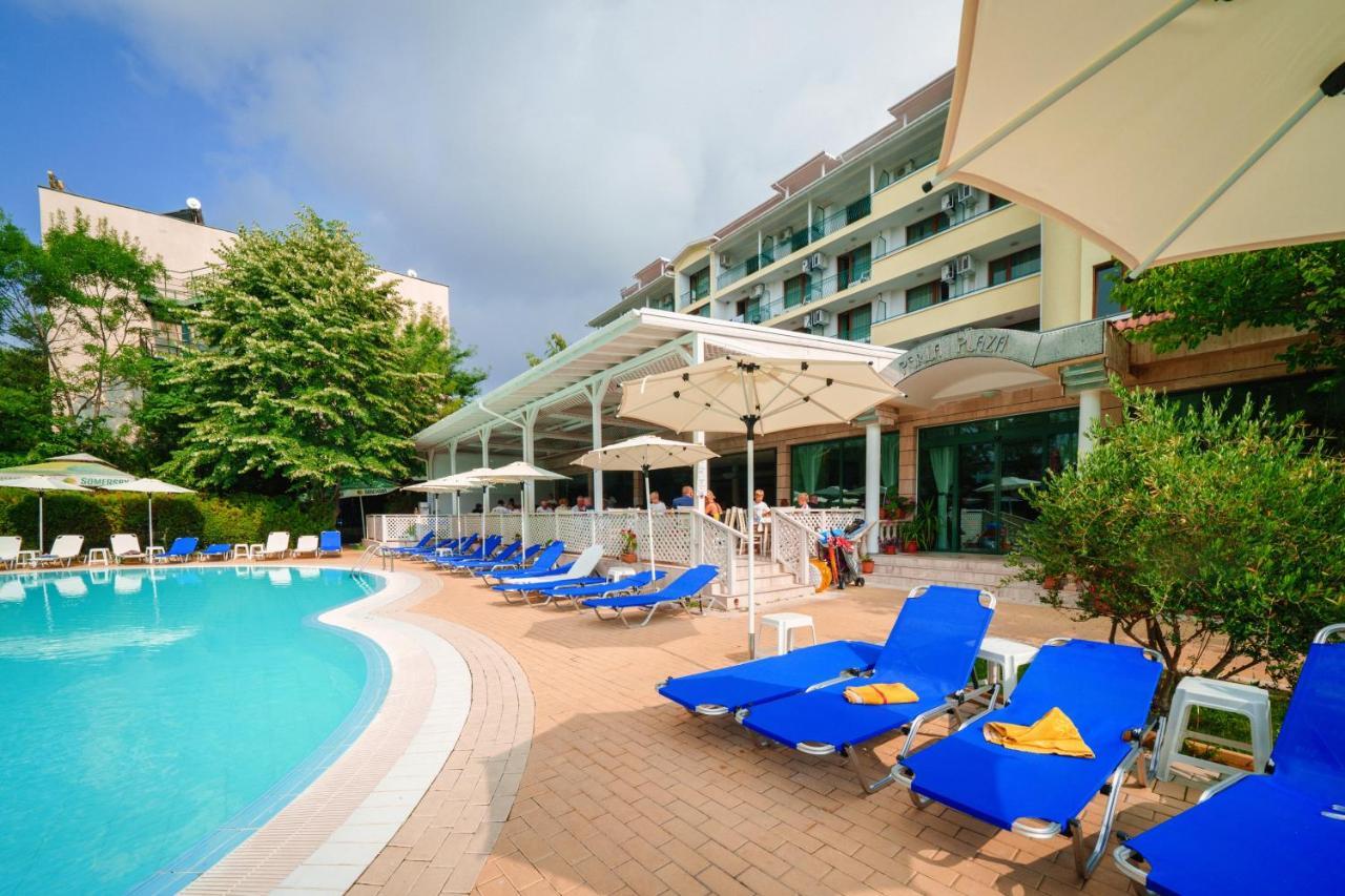 Perla Plaza Hotel Primorsko Bagian luar foto